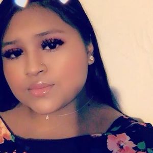 Meet your Posher, Angelina